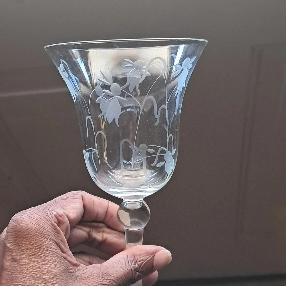 Floral Leaf Pattern Etched Crystal Hand Blown Romania Crystal Wine Glasses Set